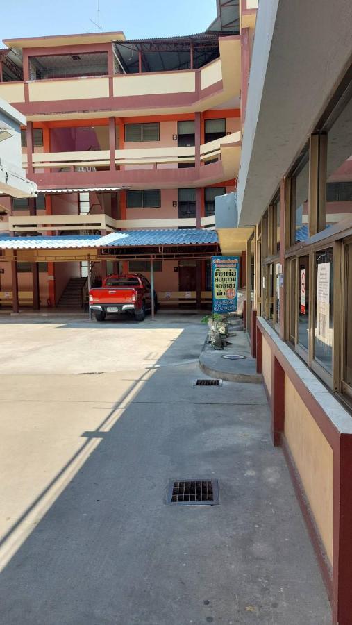 Sataya Apartment Maha Sarakham Exterior photo